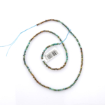 toptan doğal taş dizi desenli turkuaz, 2mm ölçüsü ve doğal damar desenleriyle takı üretimi için estetik ve karakterli kullanım sunan doğal taş dizi