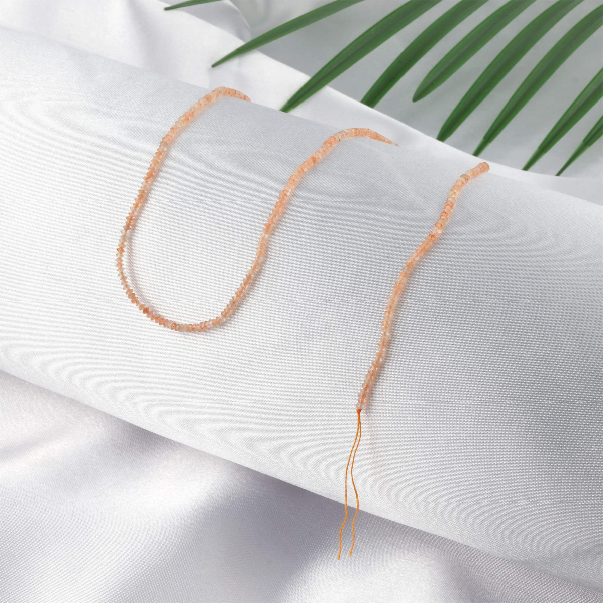 toptan doğal taş dizi güneş taşı, 2mm disk rondel kesim formuyla sıcak ışıltılar sunan, profesyonel takı üretimi için ideal doğal taş dizi