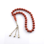 Toptan doğal taş kırmızı jasper tesbih, yoğun kırmızı tonlarıyla güç ve dayanıklılık hissi veren, manevi kullanım ve koleksiyon için ideal doğal taş tesbih