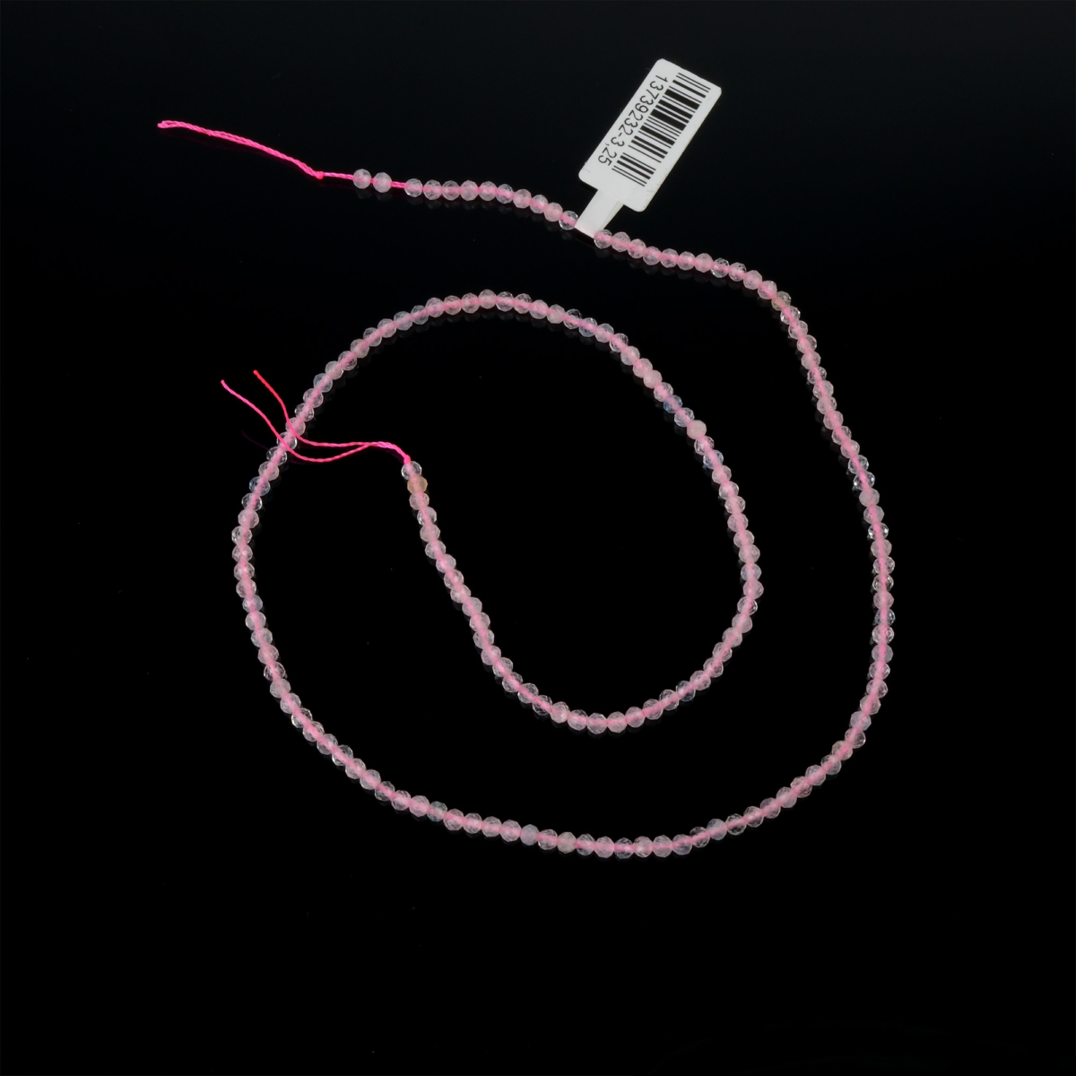 toptan doğal taş dizi morganit, 2mm faset kesimli yapısıyla yumuşak pembe ve şeftali tonlarda zarif bir ışıltı sunan, profesyonel takı üretimi için ideal doğal taş dizi