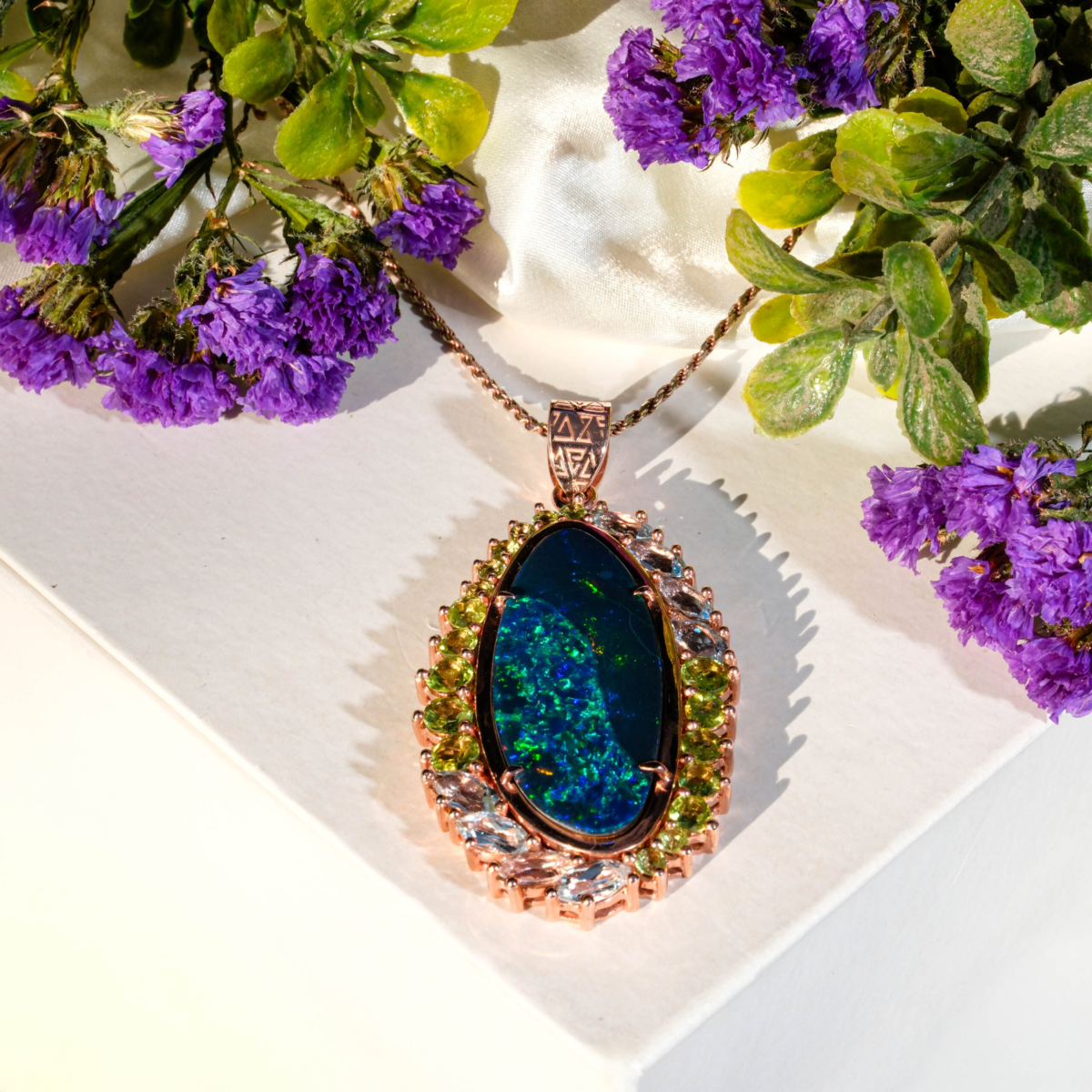 Özel VİP Kalite Bodrial Opal, Zebercet ve Blue Topaz Taşı 925 Ayar Gümüş Rose Kolye