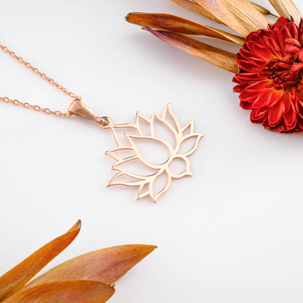 Lotus Çiçeği Gümüş Rose Bayan Kolye