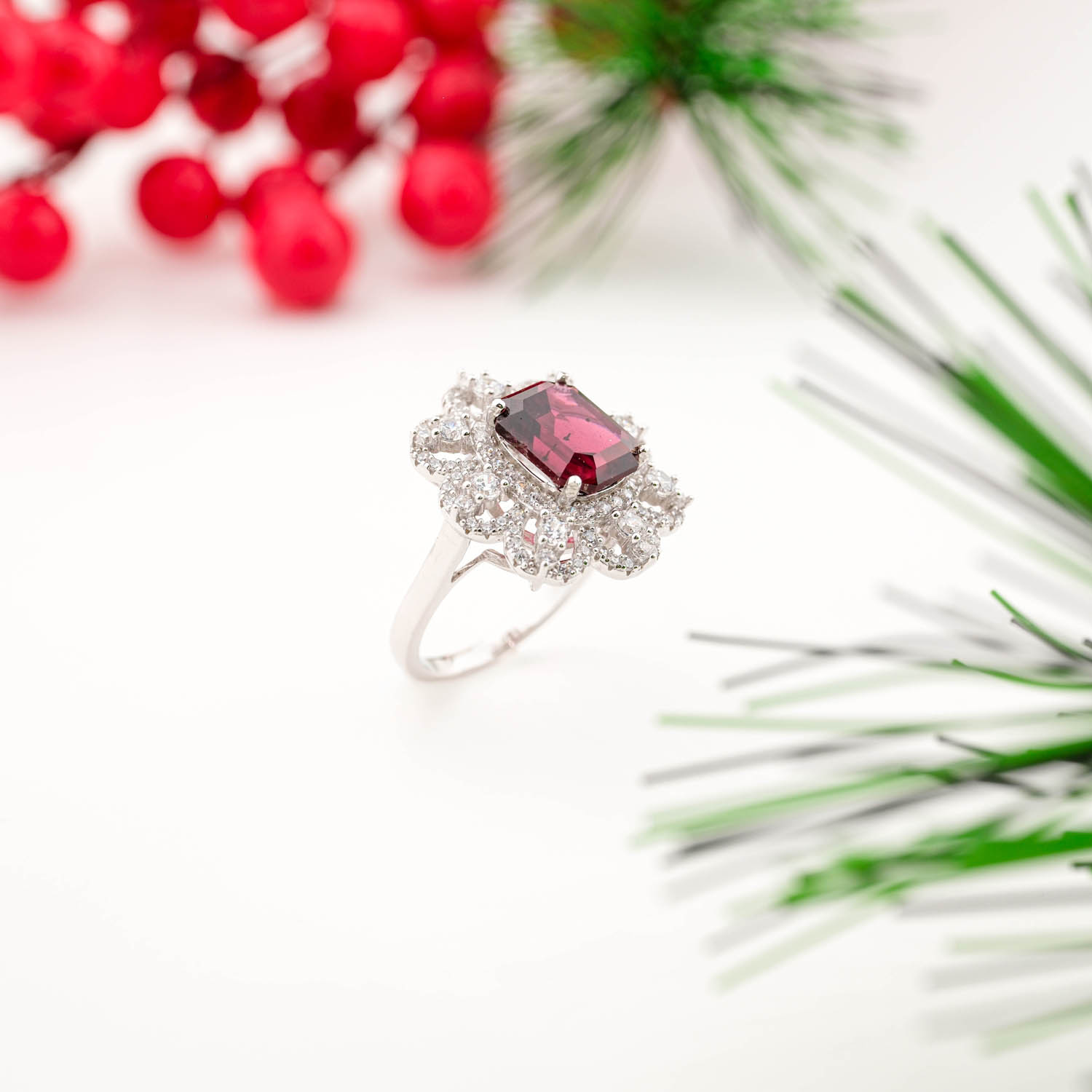 konya-dogaltas-evi-925-ayar-gumus-garnet-tasarimli-bayan-yuzuk-1.jpg Orijinal Garnet (Lal) Taşı 925 Ayar Gümüş Tasarım Bayan Yüzük - Görsel 1