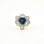 Orijinal London Blue Topaz Taşı ve Pırlanta Süslemeli 925 Ayar Gümüş Tasarım Kadın Yüzük - Görsel 2