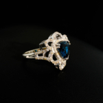 Orijinal London Blue Topaz Taşı ve Pırlanta Süslemeli 925 Ayar Gümüş Tasarım Kadın Yüzük - Görsel 5