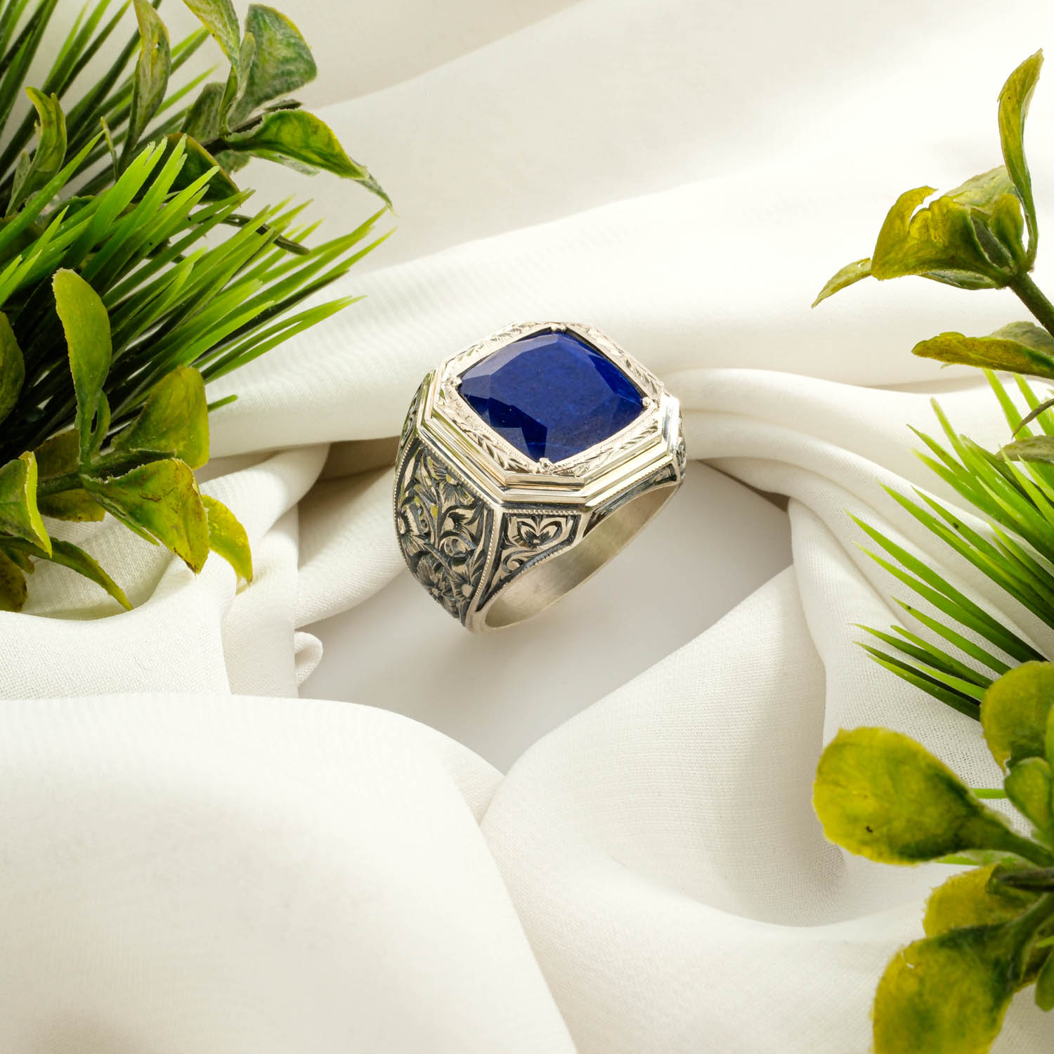 konya-dogaltas-evi-lapis-lazuli-tasi-925-ayar-gumus-el-isciligi-erkek-yuzuk.jpg Lapis Lazuli Taşı 925 Ayar Gümüş Tasarım El İşçiliği Erkek Yüzük - Görsel 1