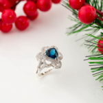Orijinal London Blue Topaz Taşı ve Pırlanta Süslemeli 925 Ayar Gümüş Tasarım Kadın Yüzük