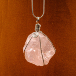 Pembe Kuvars Doğal Taş Metal Kolye - Görsel 3
