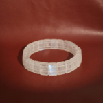 Bracelet de taille rolex en pierre naturelle de lune originale de qualité 5A+ avec des reflets bleus saisissants.