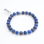 Armband aus originalem dunkelblauem Lapislazuli-Naturstein, facettiert im Rondell-Schliff, mit goldenen Pyritflecken.