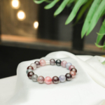 Klassisches Design-Armband aus originalen 10mm bunten Spinell-Natursteinen im glatten Rundperlen-Schliff.