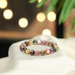 9-10 mm pürüzsüz küre kesim lila, pembe, sarı ve yeşil renk geçişli mika pırıltılı 5A+ kalite orijinal renkli lepidolit doğal taş lüks VIP tasarım bileklik modeli.