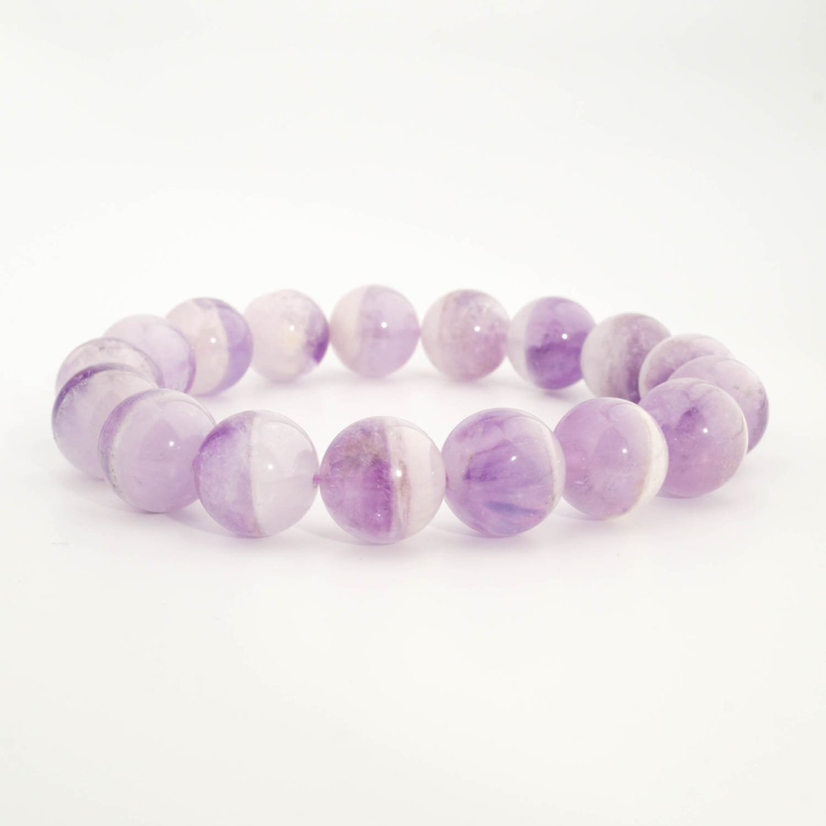 Bracciale di design ornato con sfere da 12-13mm di gemma di amatista bicolore naturale originale con sfumature viola.