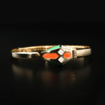 Brazalete de diseño de lujo en plata de ley 925 con baño de oro, adornado con esmalte geométrico multicolor y circonitas.
