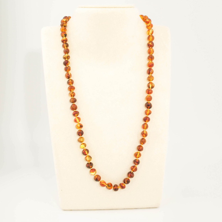 Collana da adulto in ambra baltica naturale originale certificata da 20-23g con grani color cognac.