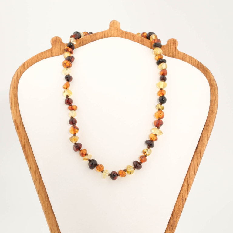 Collana da neonato in ambra baltica naturale originale certificata da 5-7g con grani multicolore e nodi di sicurezza.