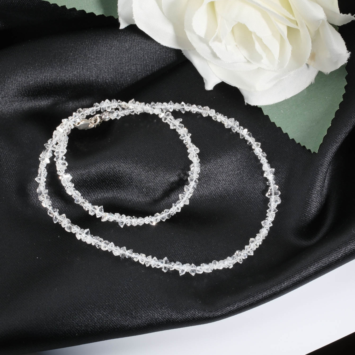 Echte 925 Silber Damen Design-Kette mit funkeldem Herkimer Diamant Quarzkristall.