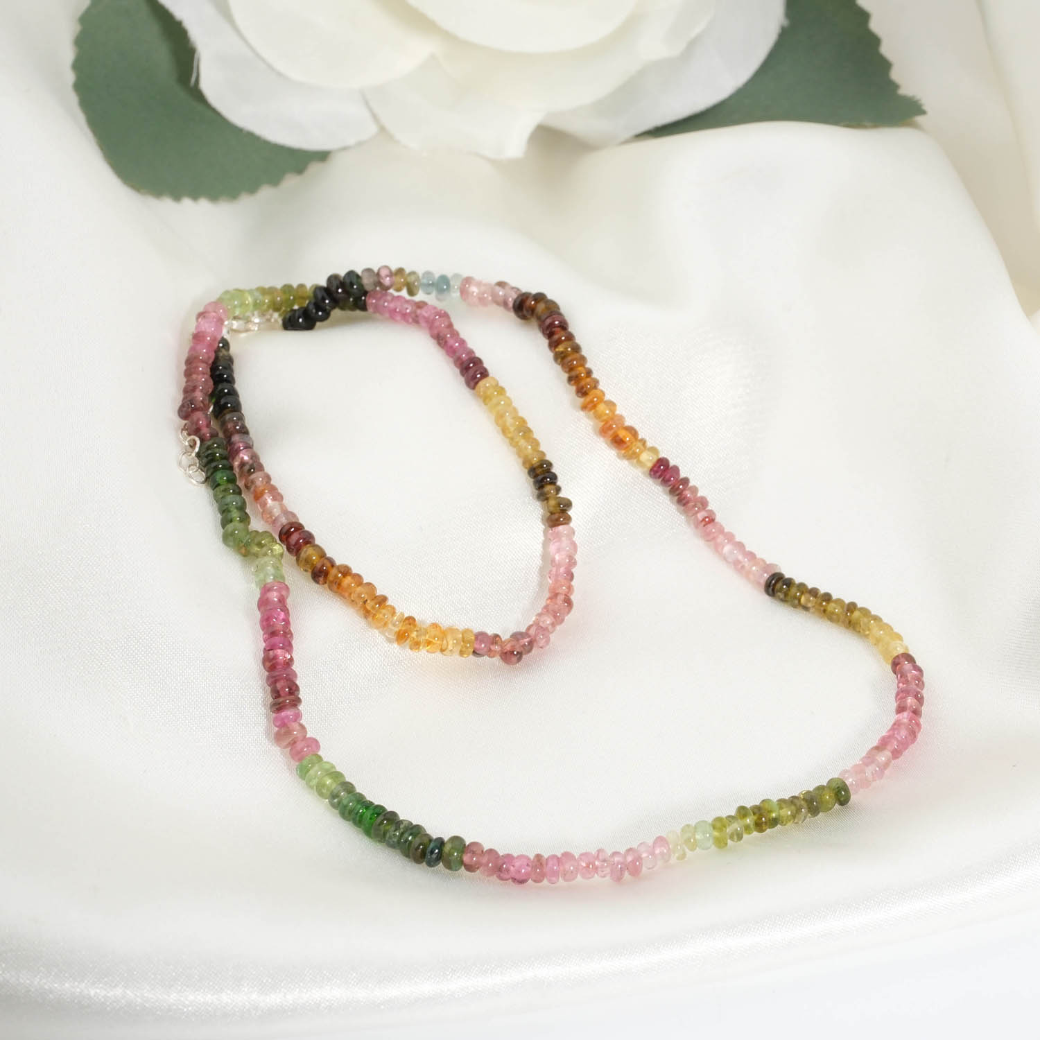 collana-donna-tormalina-multicolore-rondelle-sfaccettata-argento-925 Echte 925 Silber Damen Design-Kette mit 2x3mm facettierten bunten Turmalin Naturstein Rondelle-Perlen.