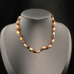Collar para bebé de ámbar báltico natural certificado (30-35cm, 4-7g) con cuentas suaves multicolor.