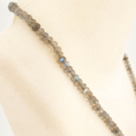 Collier de design pour femme en argent 925 (40+5cm) avec perles rondelles facettées en labradorite naturelle de qualité 6A+ (3,5-5,5mm).