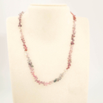 Collier de design pour femme en argent 925 (42+5cm) avec perles facettées en goutte de saphir naturel rose multicolore.