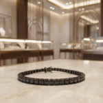 Luxus-Design-Tennisarmband aus 925er Sterlingsilber mit Schwarzvergoldung, besetzt mit originalen schwarzen Onyx-Edelsteinen im quadratischen Facettenschliff.