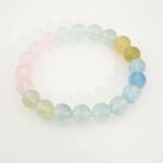 Bracciale di design ornato con sfere da 9-10mm di gemma di morganite originale 7A+ con sfumature rosa e azzurre.