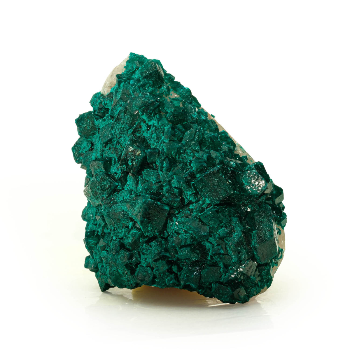 A natural raw emerald-green dioptase crystal cluster specimen weighing approximately 159.6g and measuring 6x7cm.