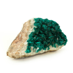 A natural raw emerald-green dioptase crystal cluster specimen weighing approximately 159.6g and measuring 6x7cm.