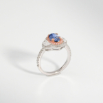 خاتم نسائي فاخر من الفضة عيار ٩٢٥ مرصعة بحجر الصفير الأزرق الطبيعي عيار ١٫٩٥ قيراط.
