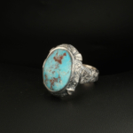 Bague pour homme faite main en argent 925 sertie d'une turquoise naturelle de Nishapur taillée en cabochon.