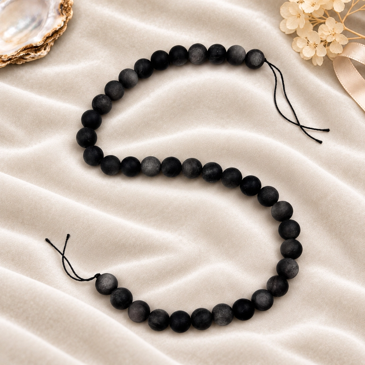 10 mm Mat Silver Obsidyen Dizi Boncuk Siyah ve koyu gri tonlarda, mat yuvarlak obsidyen boncuk dizisi